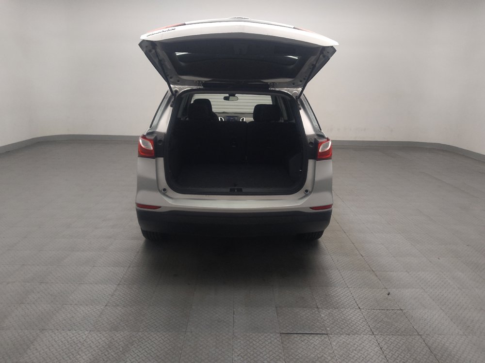 Used 2021 Chevrolet Equinox LS FWD image 29
