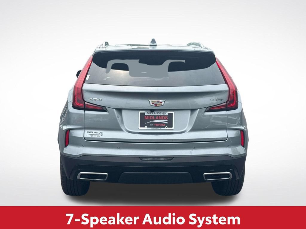 Used 2025 Cadillac XT4 Premium Luxury FWD image 8