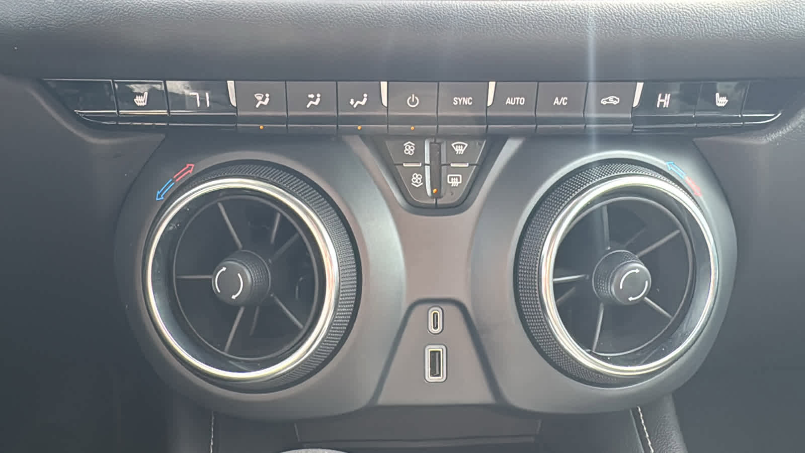 Certified 2024 Chevrolet Blazer LT w/ Convenience Package image 17