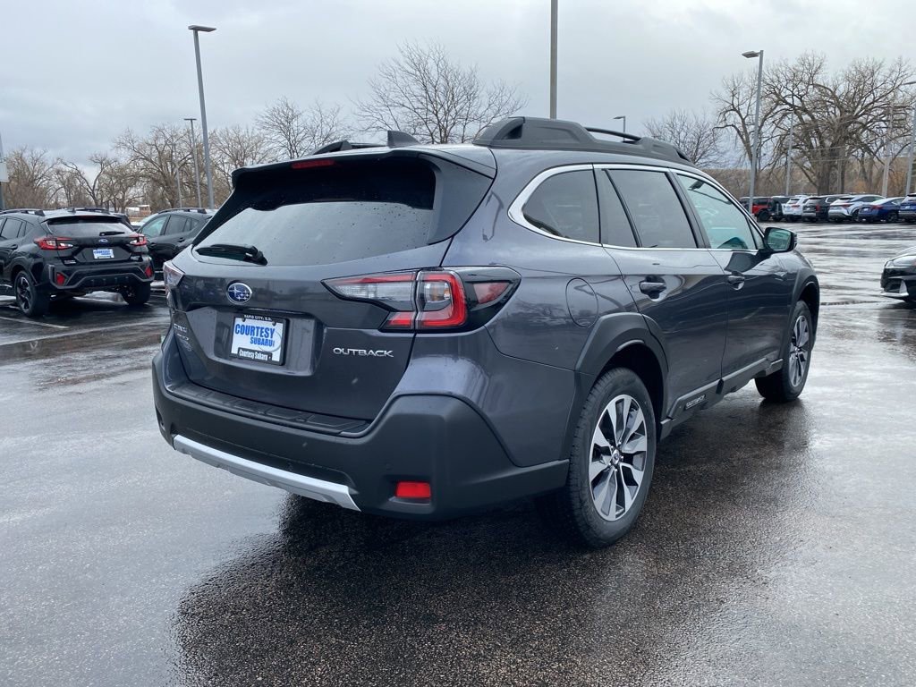 Used 2025 Subaru Outback Limited image 7