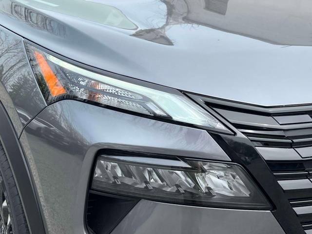 New 2026 Nissan Rogue SV AWD/4WD image 9