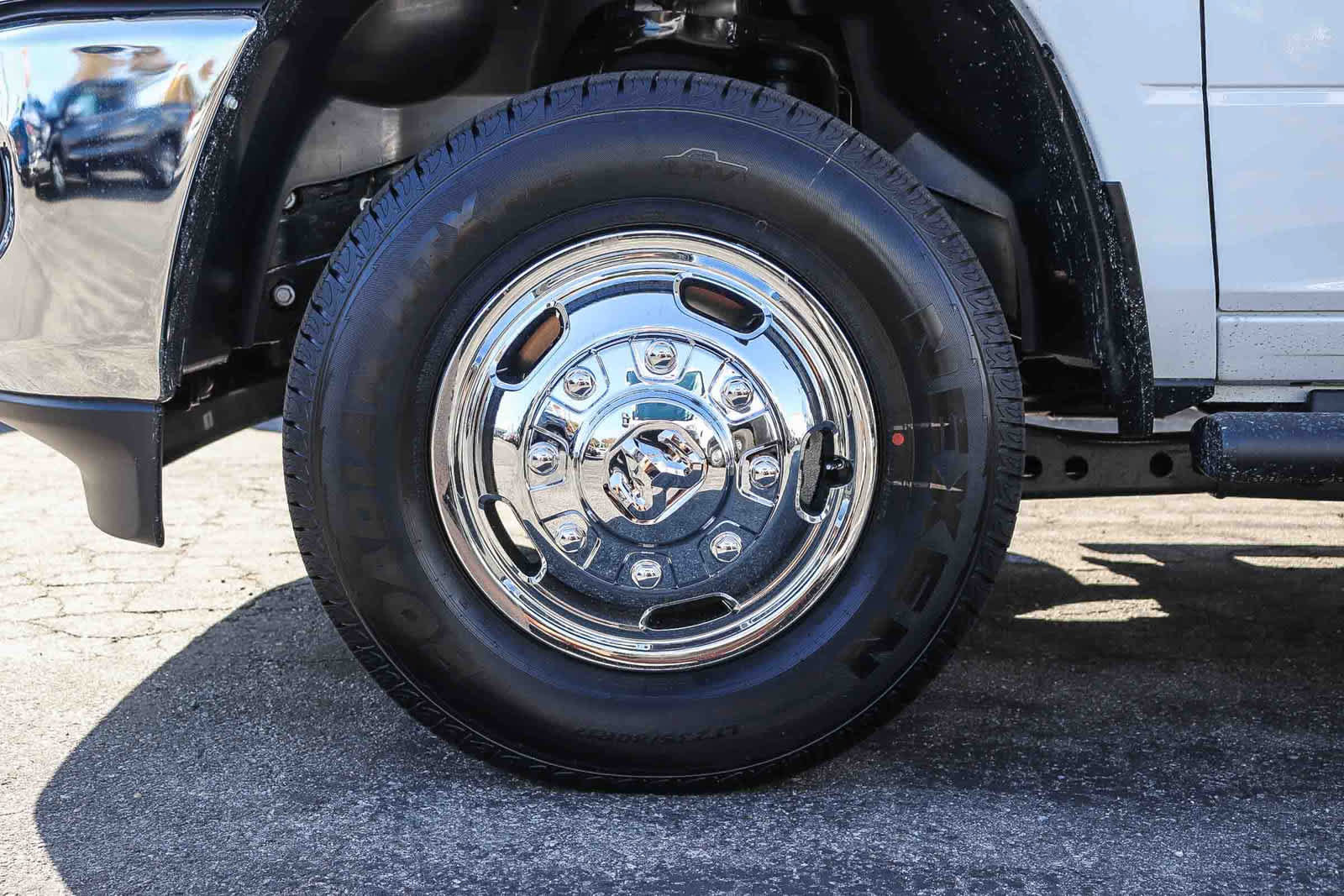 New 2027 RAM 3500 Tradesman AWD/4WD image 9