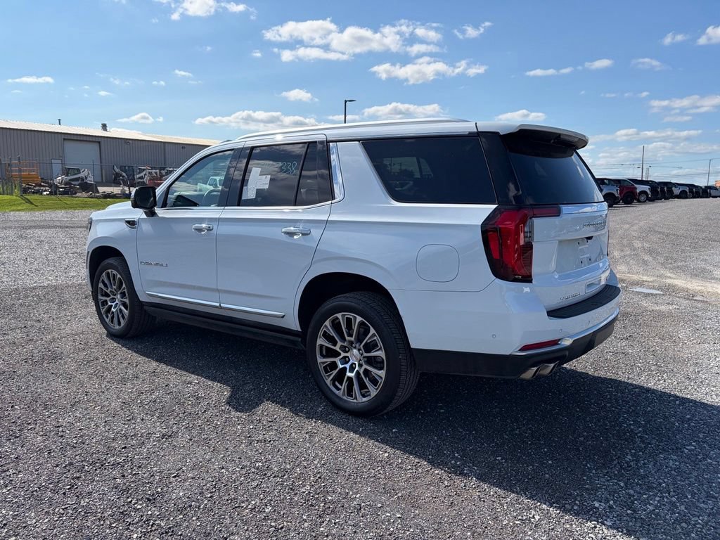 Used 2026 GMC Yukon Denali w/ Sun & Power Step Package AWD/4WD image 8