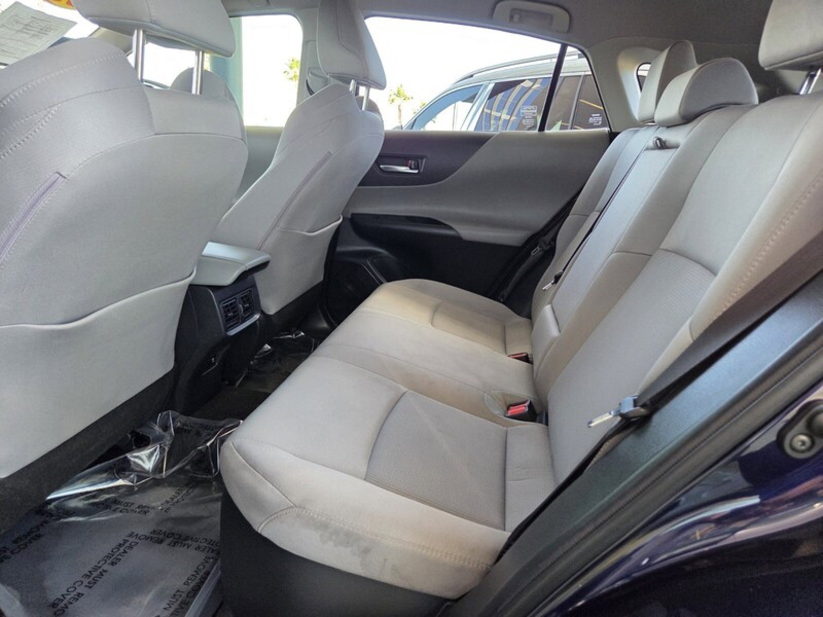 Used 2021 Toyota Venza LE w/ Carpet Mat Package (TMS) AWD/4WD image 14