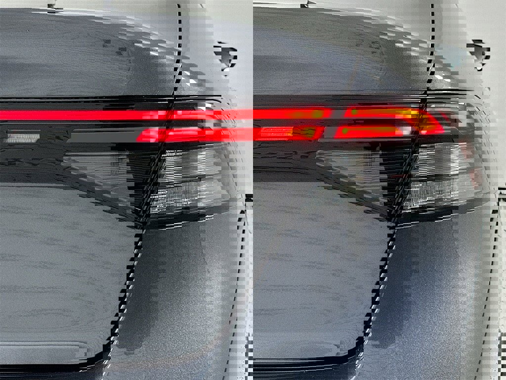 New 2025 Honda Accord SE image 12