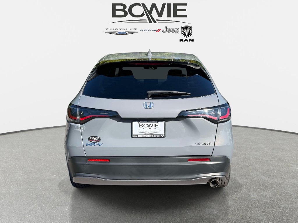 Used 2024 Honda HR-V Sport image 3