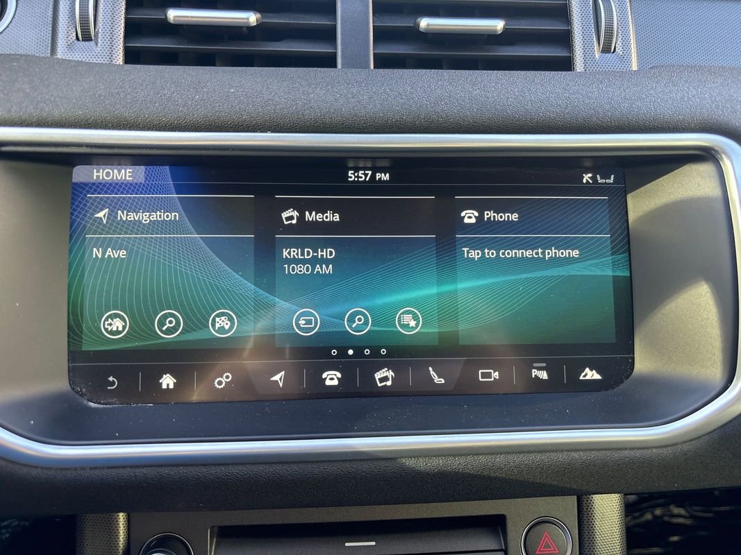 Used 2018 Land Rover Range Rover Evoque HSE AWD/4WD image 19