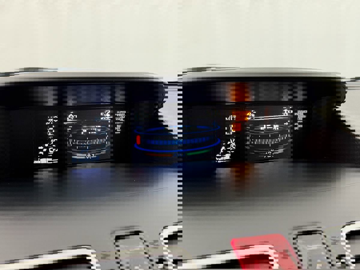 Used 2017 Subaru Forester 2.5i Limited w/ Popular Package #2 image 14