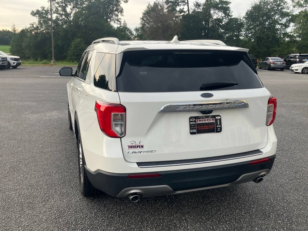 Used 2020 Ford Explorer Limited RWD image 4