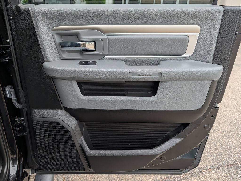 Used 2018 RAM 1500 Big Horn AWD/4WD image 19