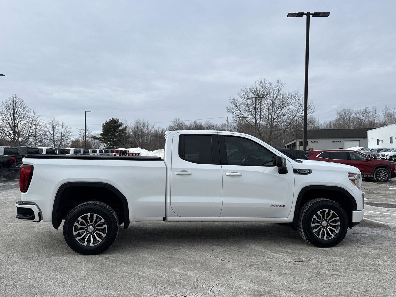 Used 2020 GMC Sierra 1500 AT4 image 9