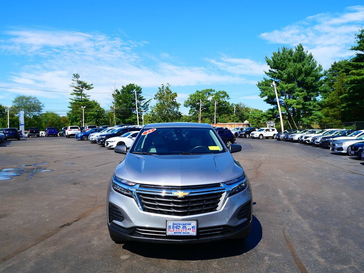 Used 2023 Chevrolet Equinox LS w/ LPO, Floor Liner Package AWD/4WD image 32
