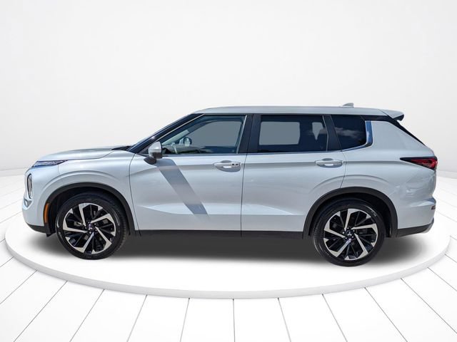 Used 2024 Mitsubishi Outlander SE FWD image 7