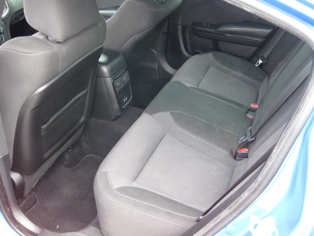 Used 2019 Dodge Charger SXT w/ Plus Group image 23