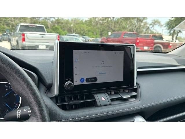 Certified 2025 Toyota RAV4 LE AWD/4WD image 28