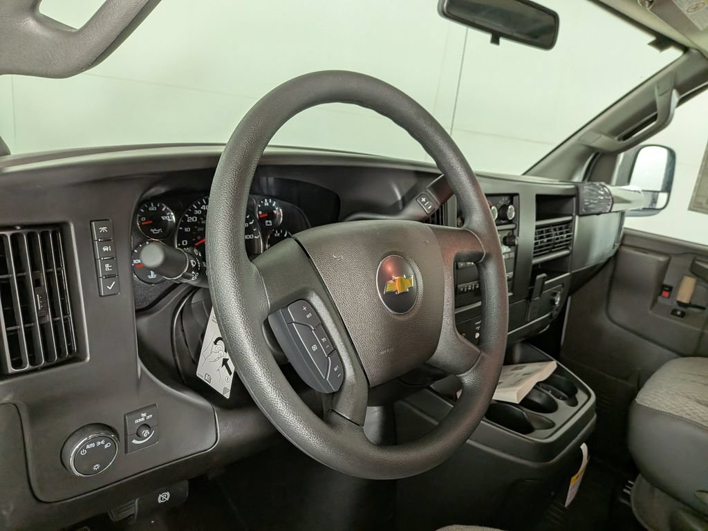 New 2026 Chevrolet Express 2500 w/ Driver Convenience Package RWD image 21