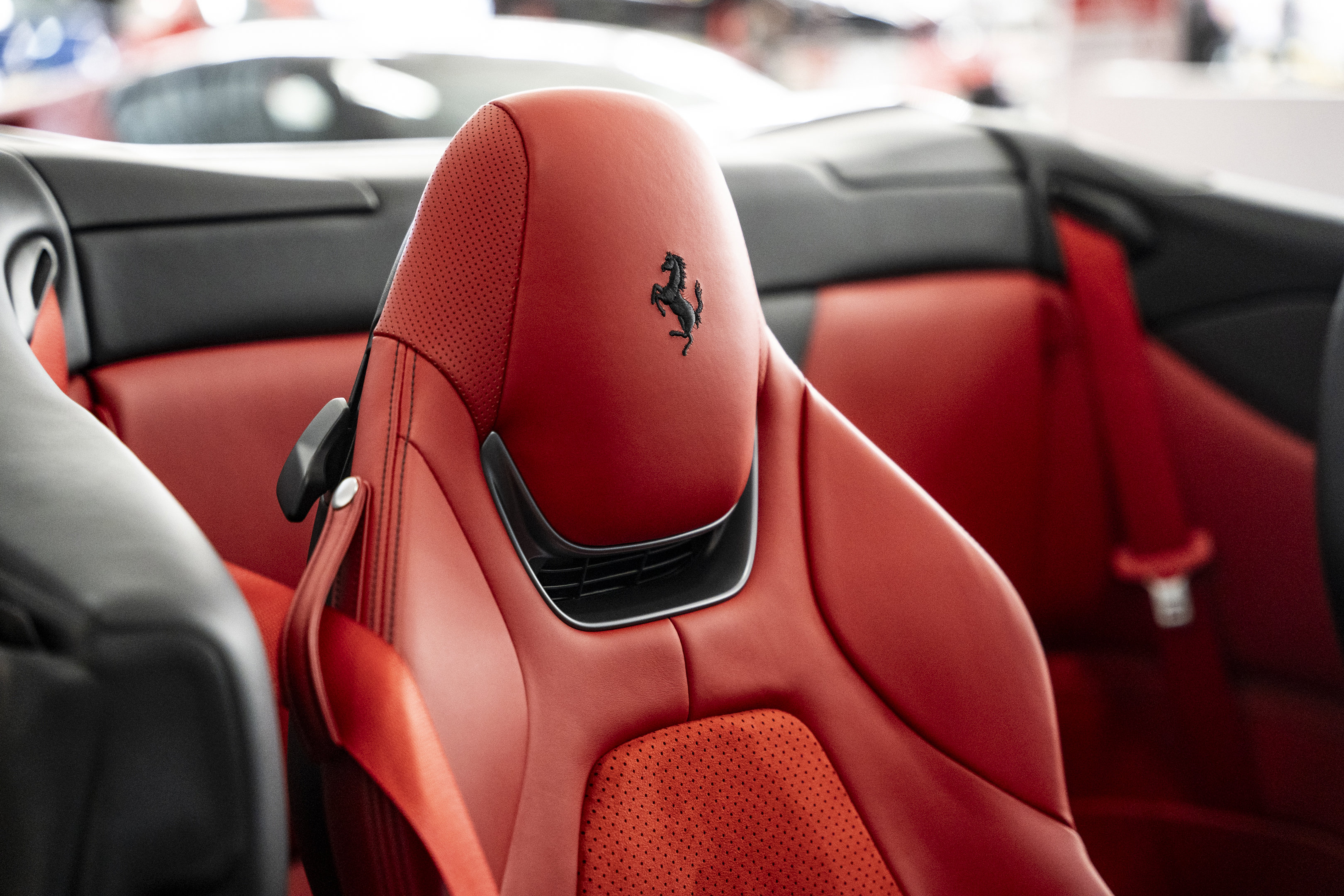Certified 2023 Ferrari Portofino M RWD image 33