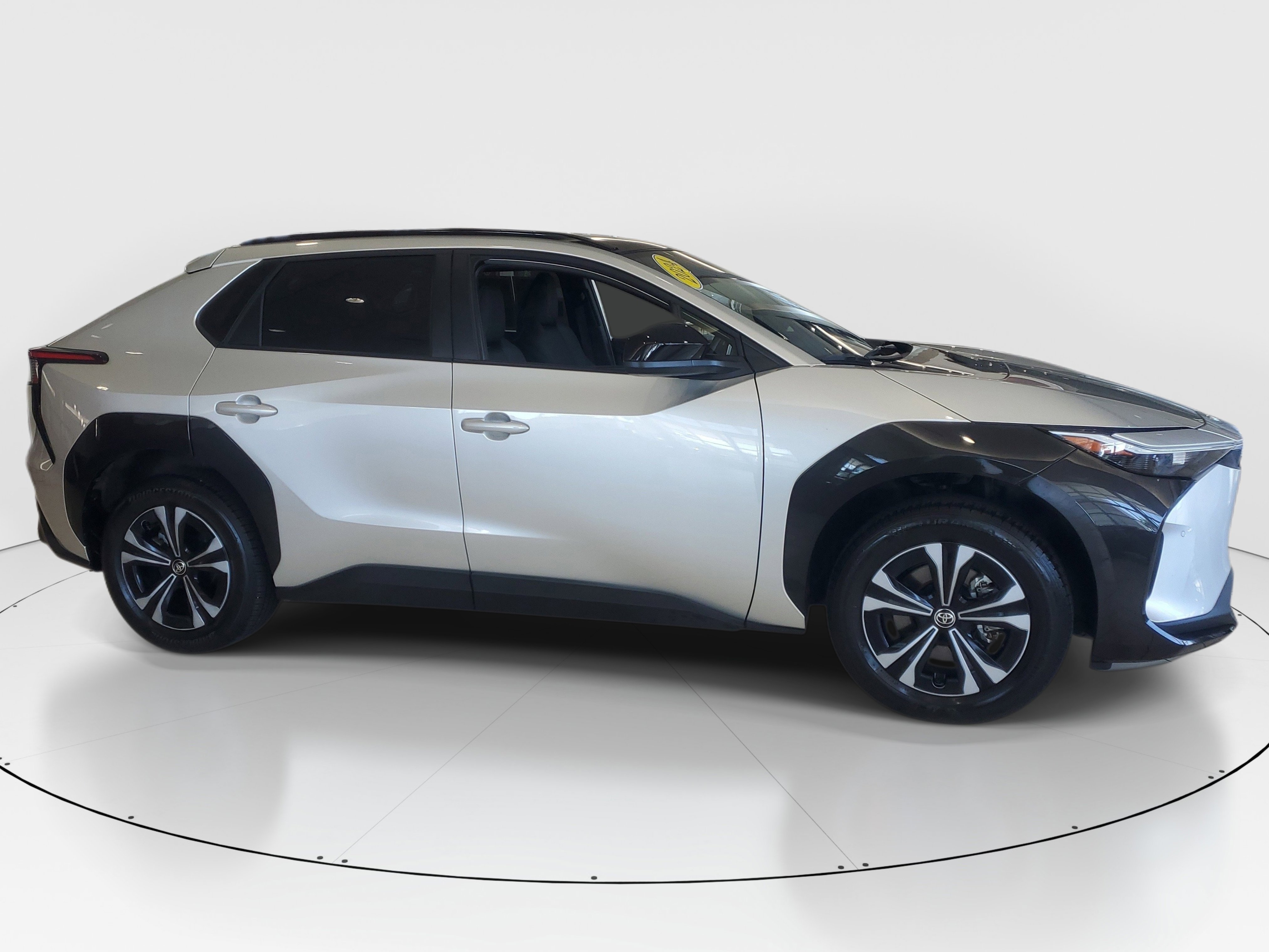Certified 2024 Toyota bZ4X XLE AWD/4WD image 2