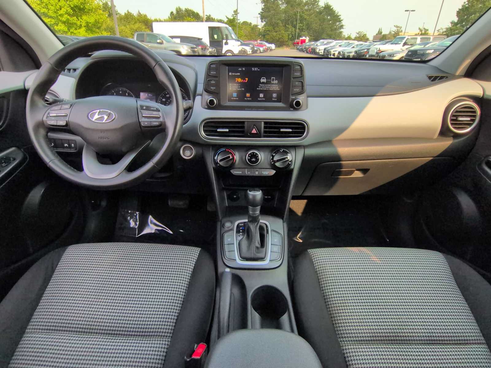 Used 2020 Hyundai Kona SEL w/ Cargo Package FWD image 16