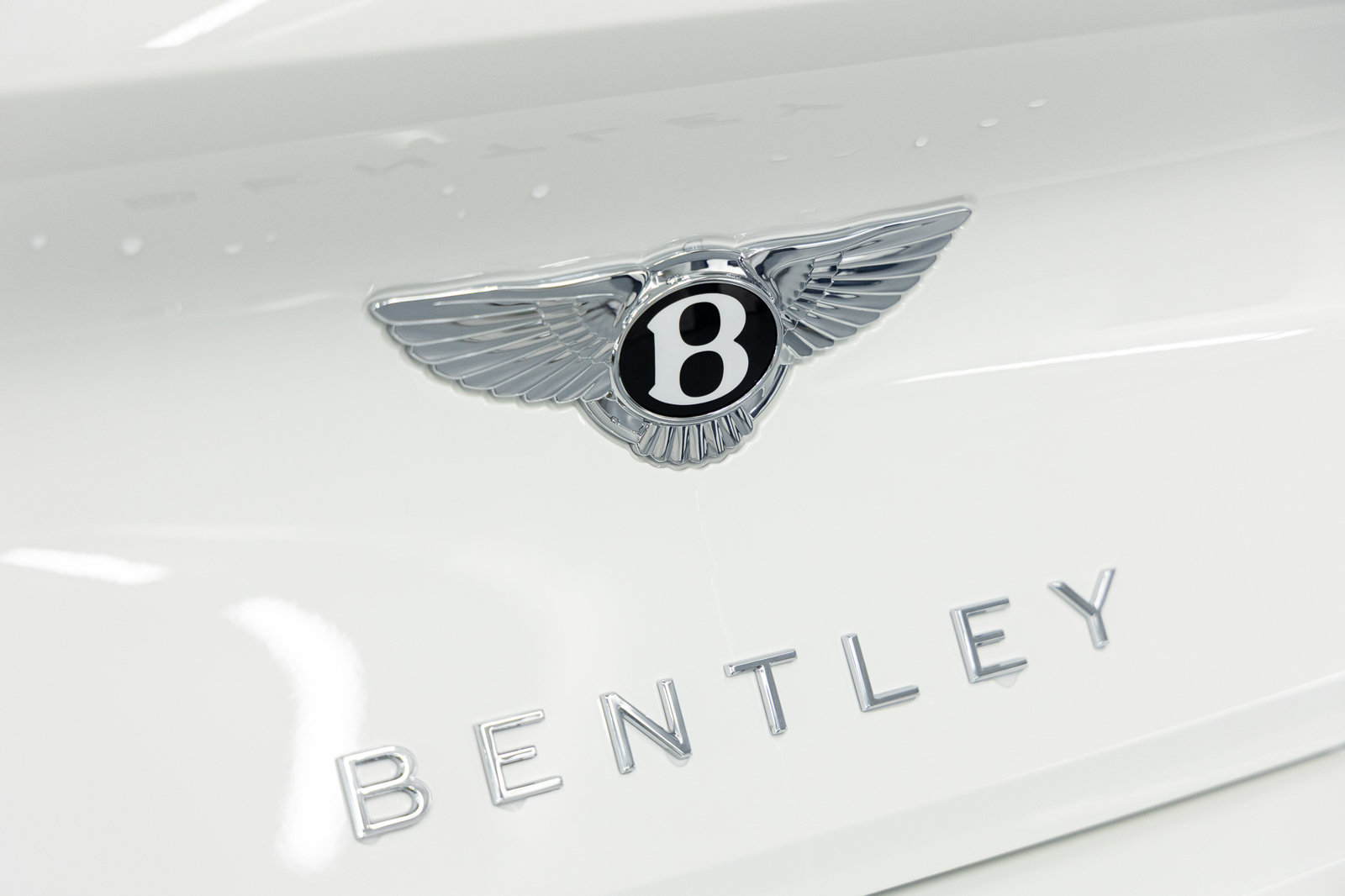 New 2026 Bentley Continental GT Azure AWD/4WD image 24