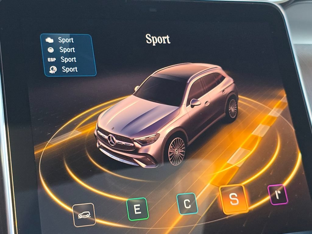 New 2026 Mercedes-Benz GLC 300 4MATIC image 34