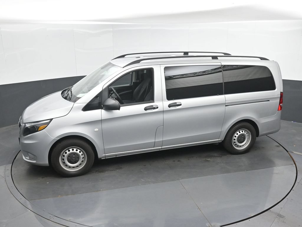 Used 2023 Mercedes-Benz Metris Passenger image 40