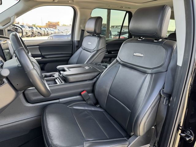 Certified 2025 Ford Expedition Max Platinum image 9