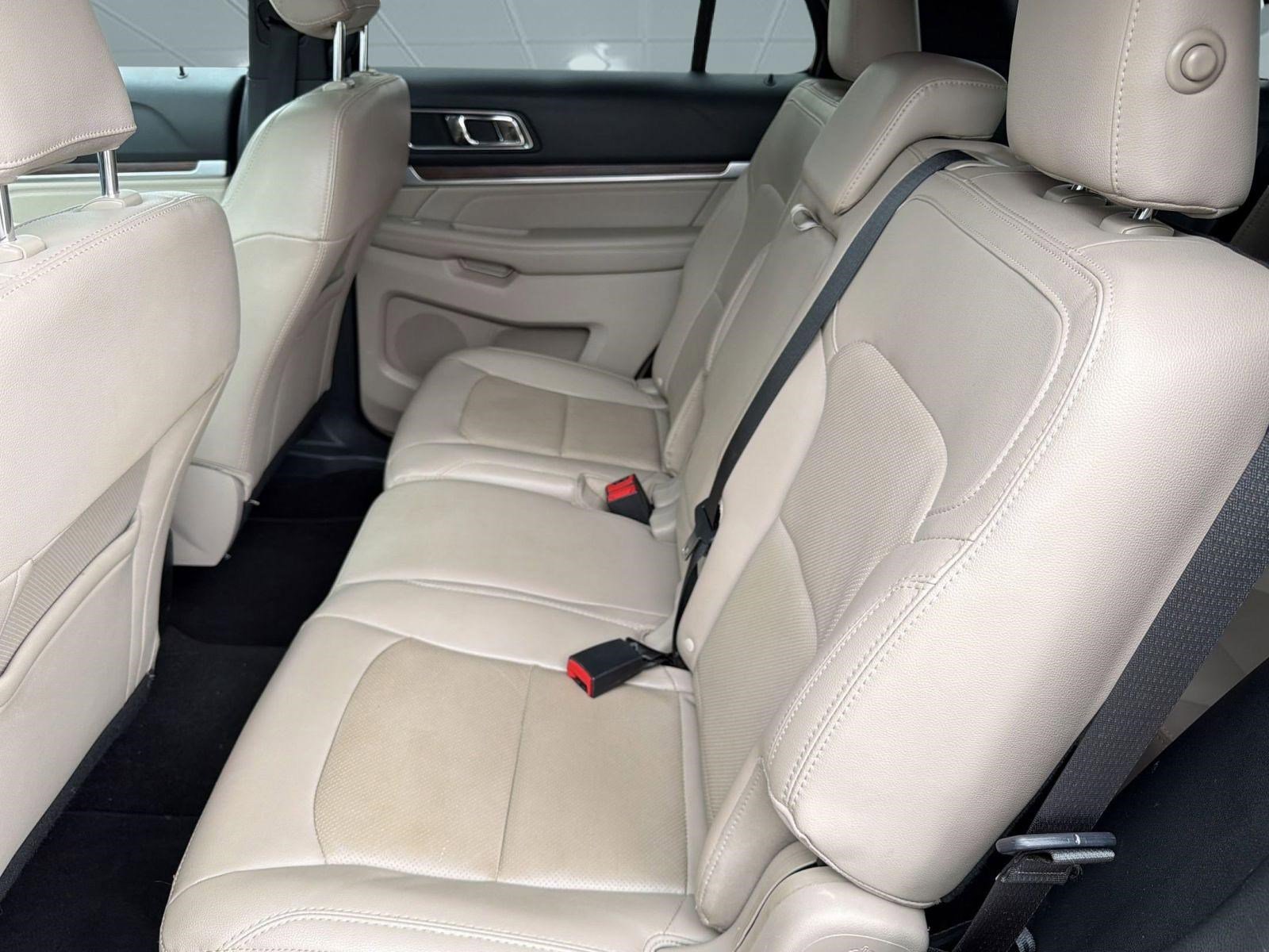 Used 2019 Ford Explorer Limited w/ Ford Safe & Smart Package FWD image 25