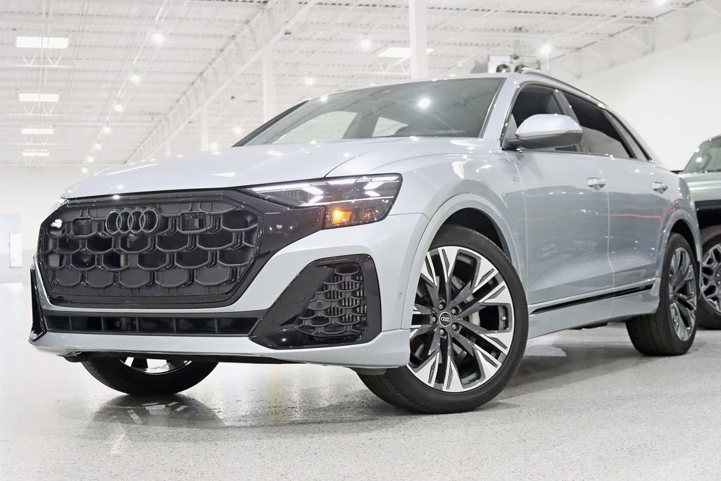 Used 2025 Audi Q8 Prestige AWD/4WD image 6