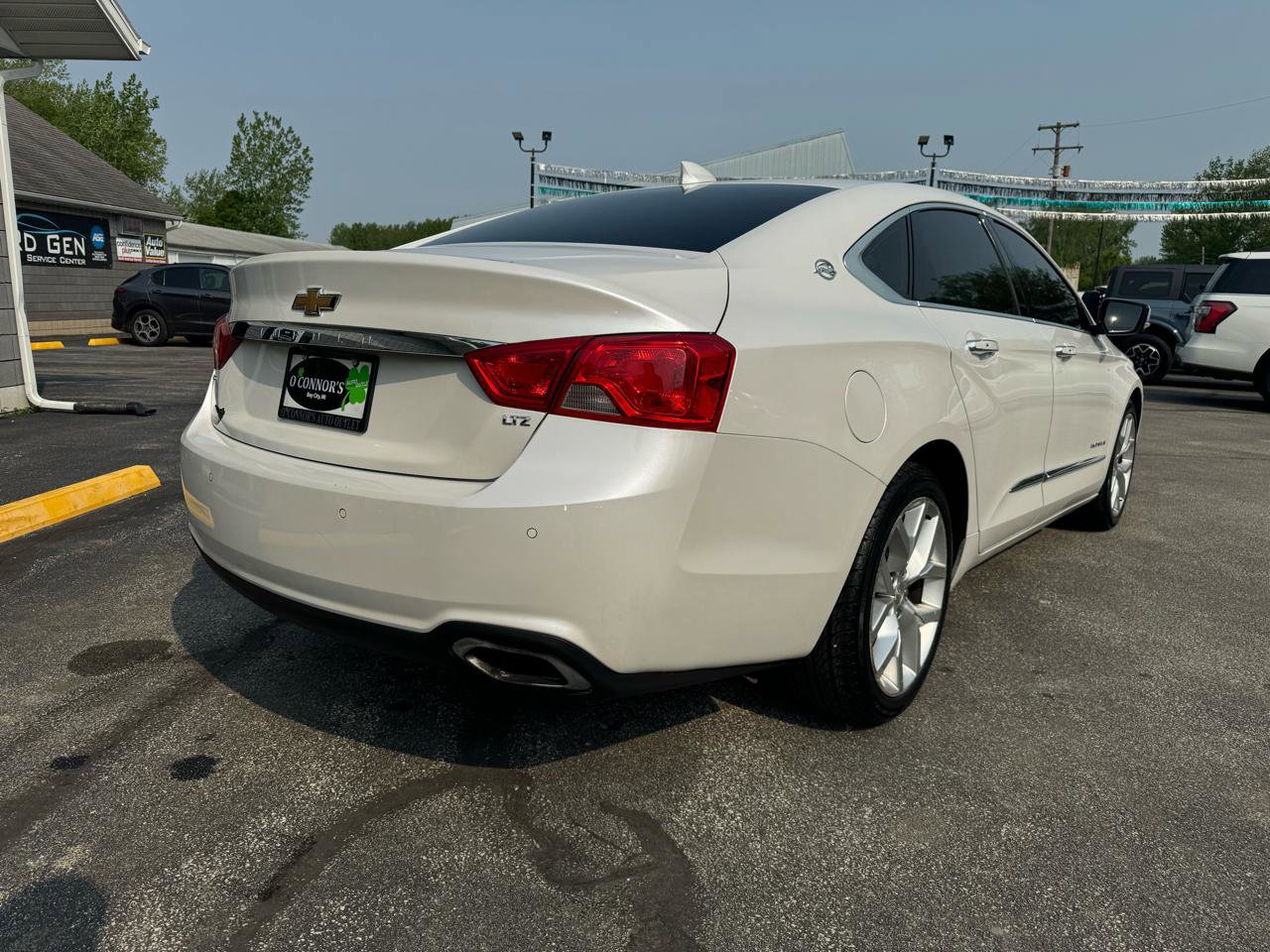 Used 2016 Chevrolet Impala LTZ FWD image 3