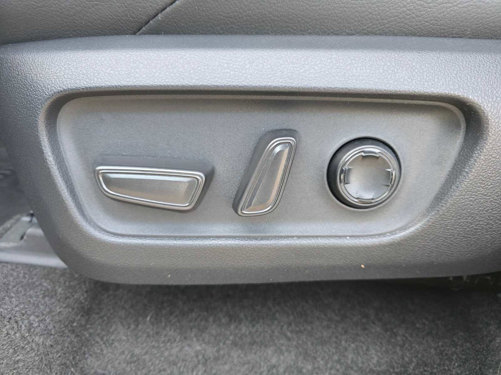 Certified 2025 Toyota 4Runner TRD Sport Premium w/ Tow Technology Package image 25