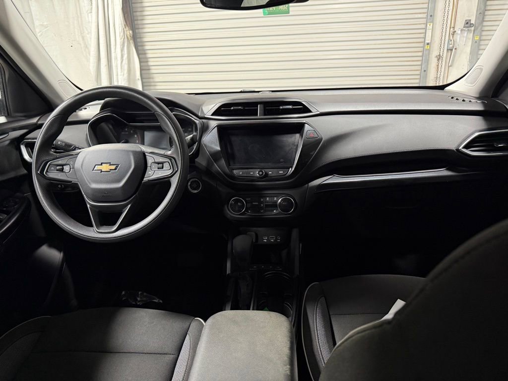 Used 2023 Chevrolet TrailBlazer LT w/ Convenience Package image 12