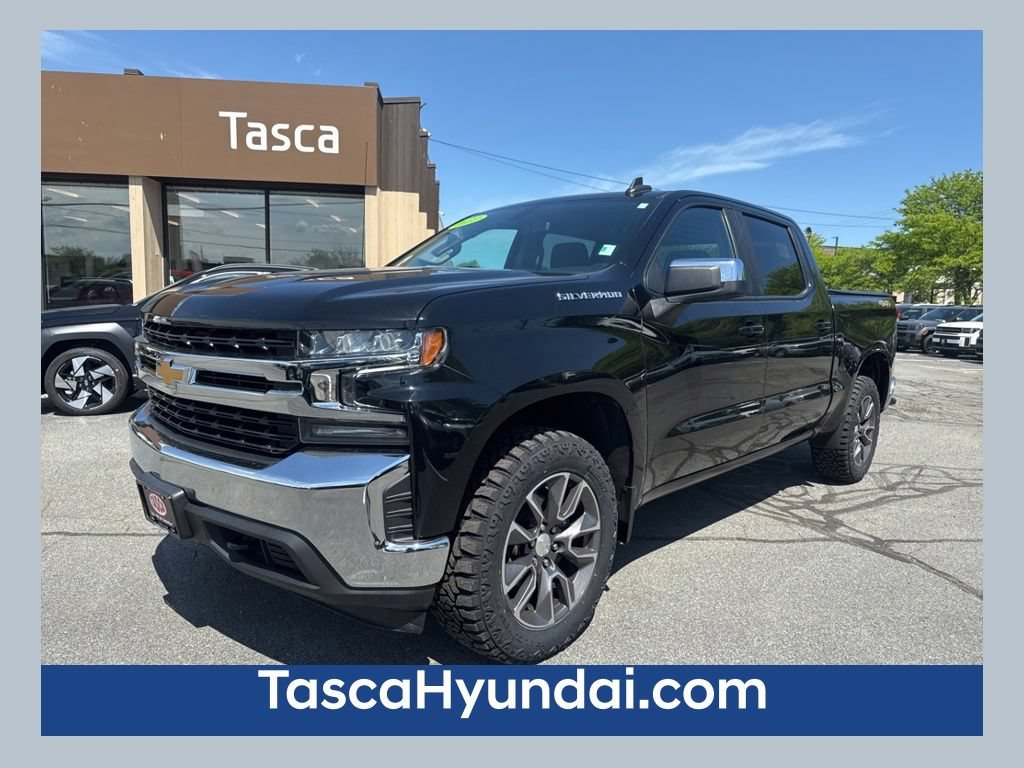 Used 2022 Chevrolet Silverado 1500 LT AWD/4WD image 1