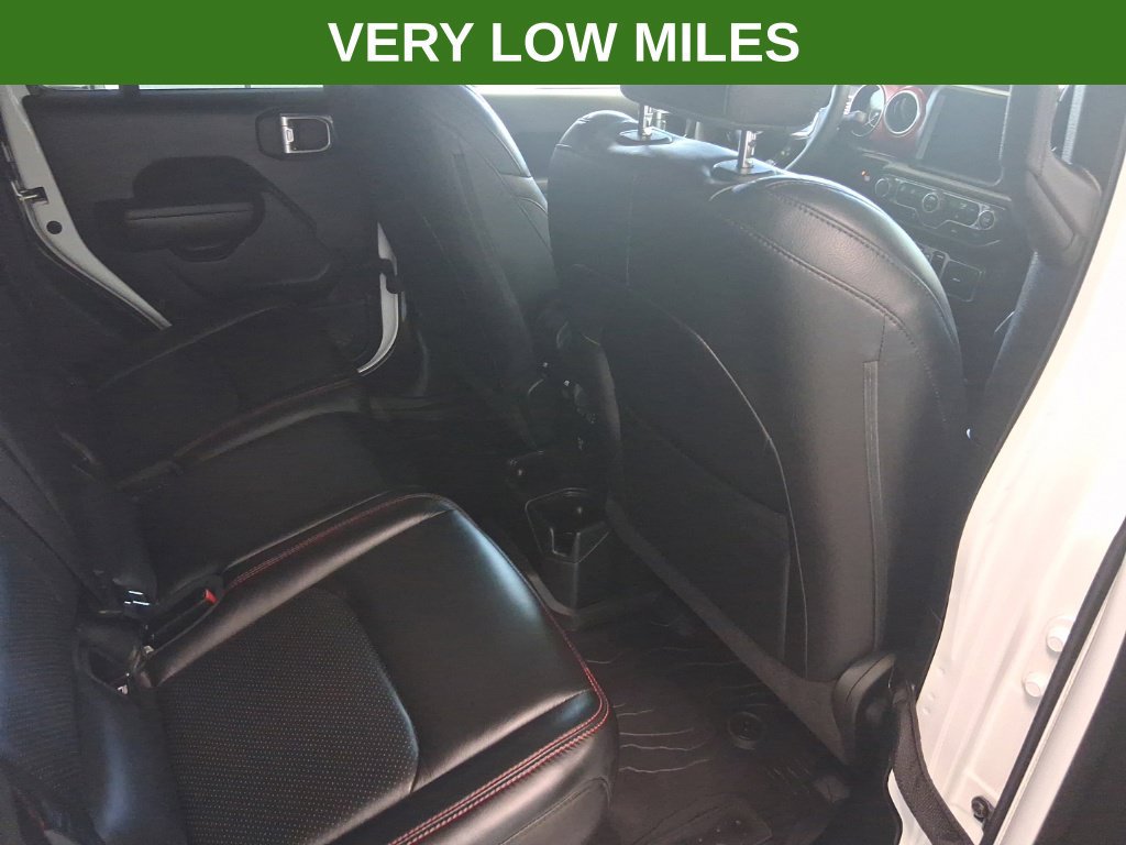 Used 2023 Jeep Gladiator Rubicon w/ Cold Weather Group AWD/4WD image 23