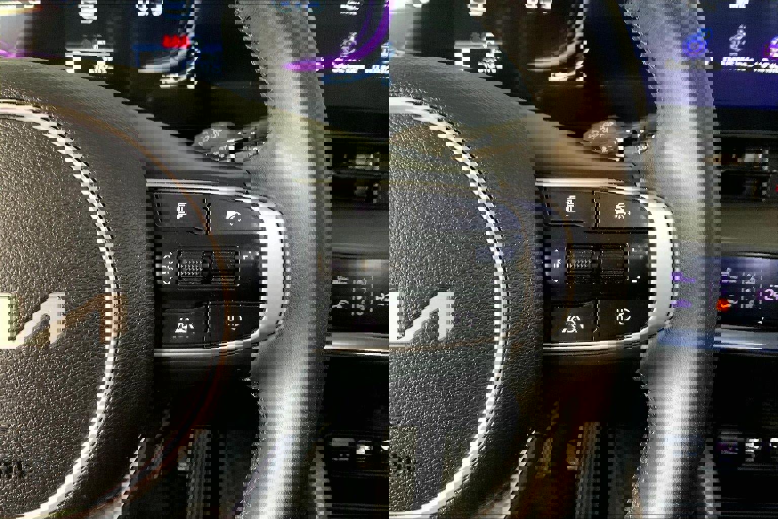 Used 2024 Kia Sportage X-Line w/ X-Line Premium Package image 19