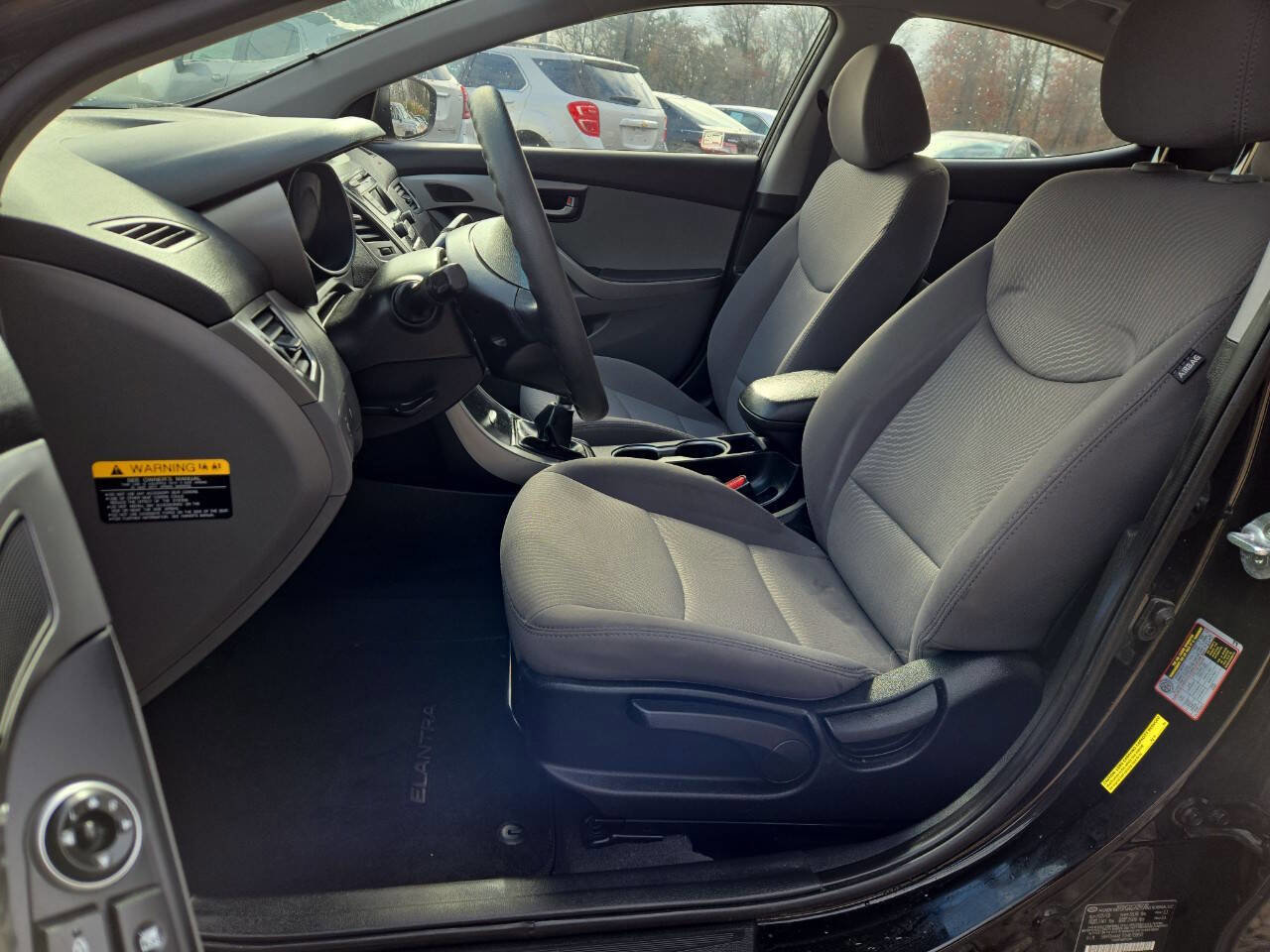 Used 2016 Hyundai Elantra SE FWD image 14