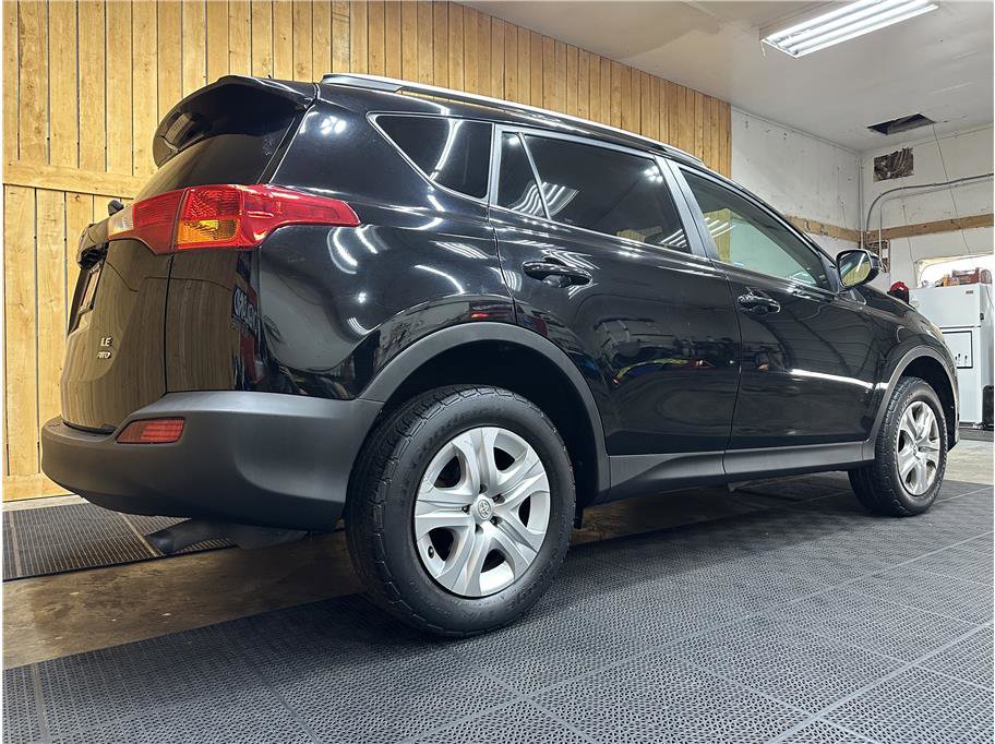 Used 2013 Toyota RAV4 LE image 7