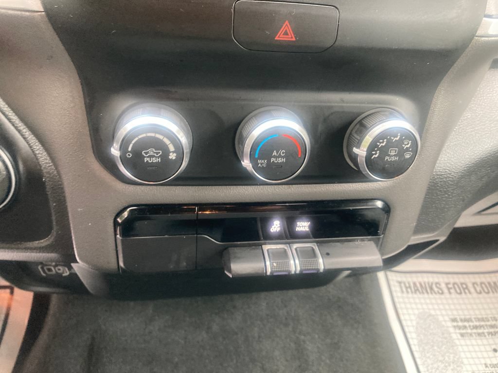 Used 2022 RAM 1500 Big Horn AWD/4WD image 27