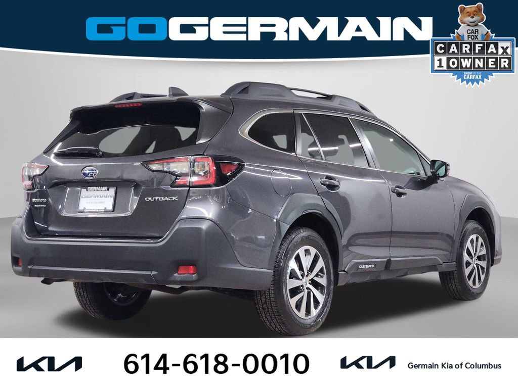 Used 2023 Subaru Outback Premium image 7