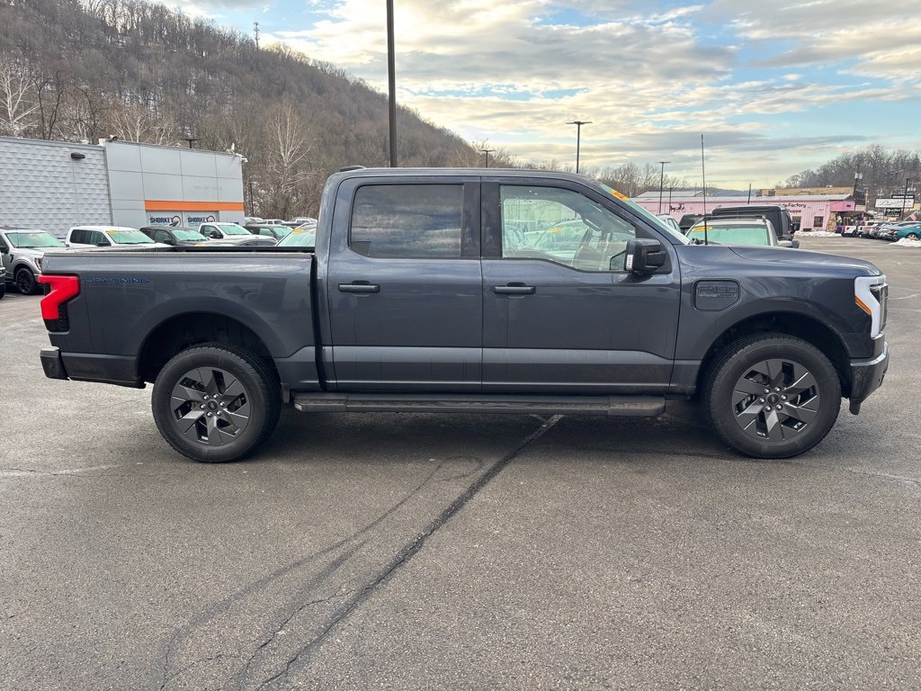 Used 2022 Ford F150 Lightning Lariat w/ Max Trailer Tow Package image 8