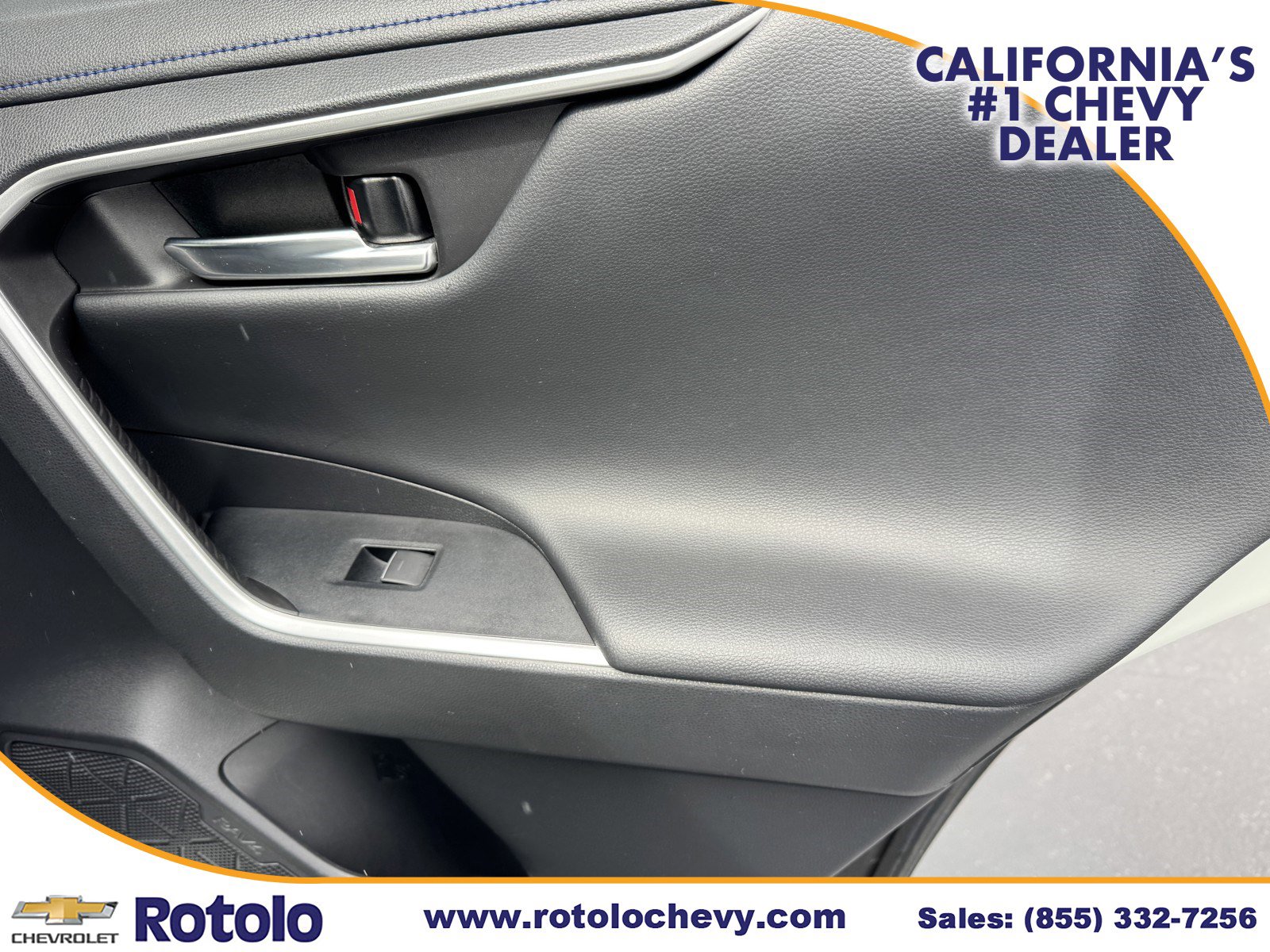 Used 2022 Toyota RAV4 XSE image 11