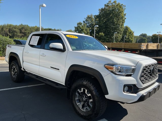 Used 2022 Toyota Tacoma TRD Off-Road w/ Technology Package RWD image 5