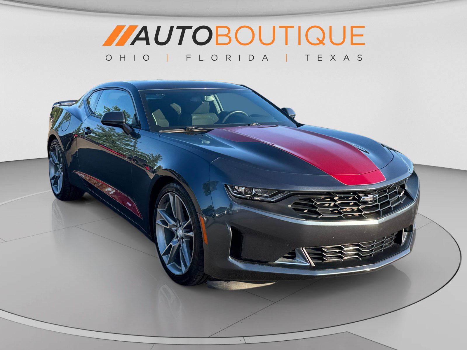 Used 2020 Chevrolet Camaro LT w/ RS Package RWD image 7
