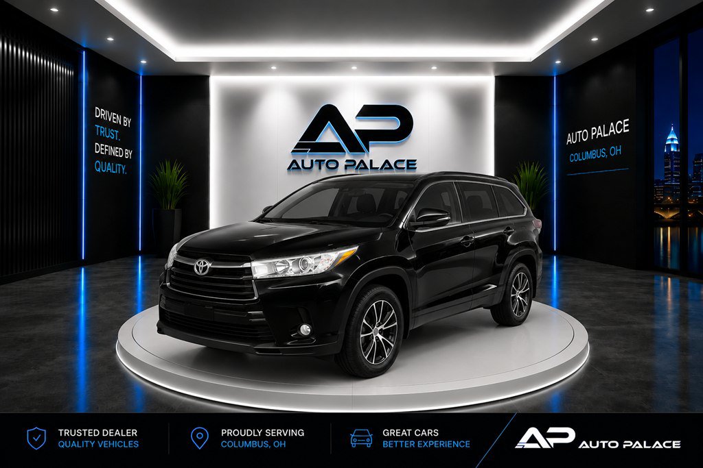 Used 2018 Toyota Highlander SE FWD image 1