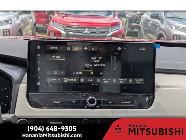 New 2025 Mitsubishi Outlander SE image 18