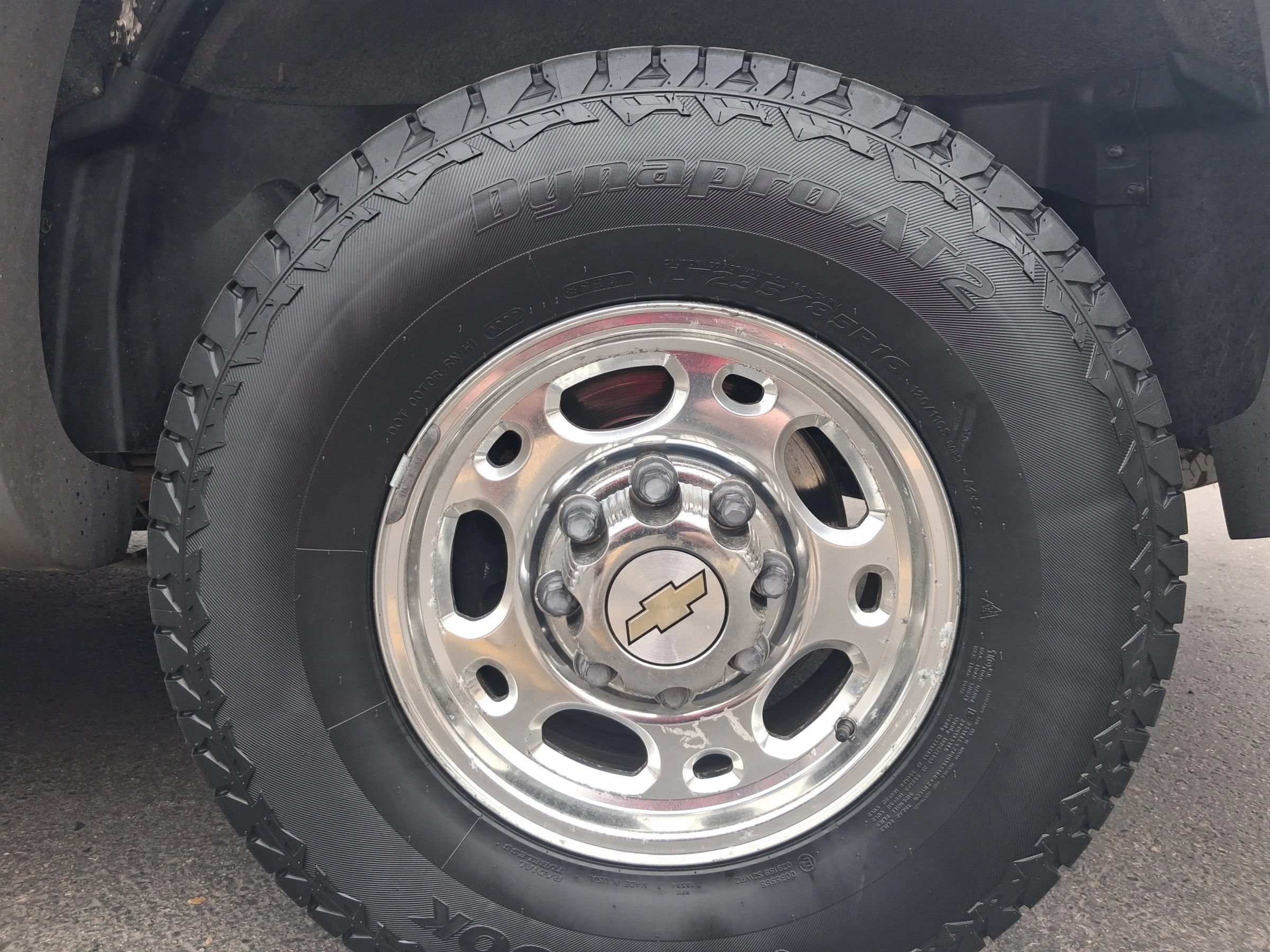 Used 2002 Chevrolet Avalanche 2500 w/ Convenience Pkg AWD/4WD image 17