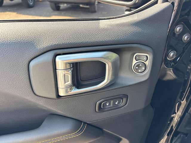 New 2027 Jeep Wrangler Unlimited Sahara AWD/4WD image 14