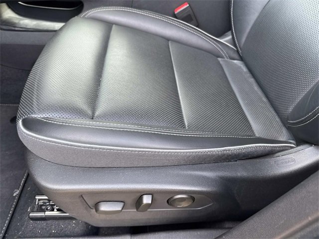 Used 2021 Buick Envision Essence w/ Sport Touring Package image 21