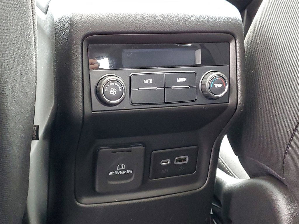 Used 2022 GMC Acadia SLE w/ Driver Convenience Package image 15