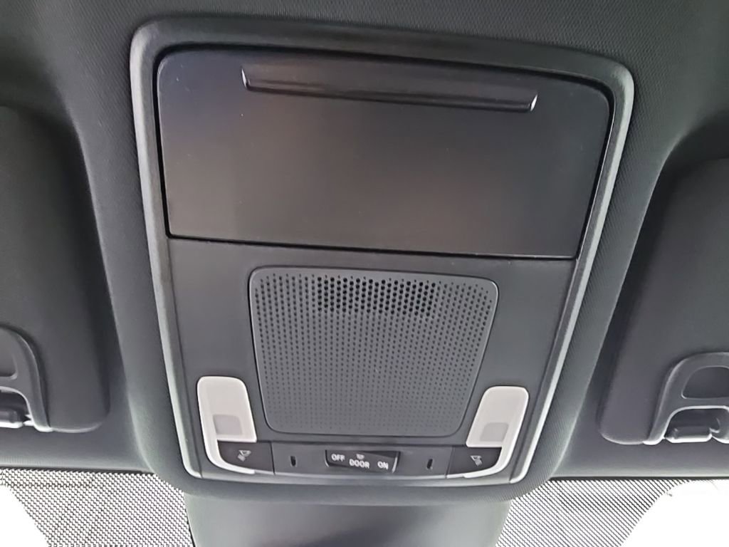 New 2025 Honda Pilot Sport image 20